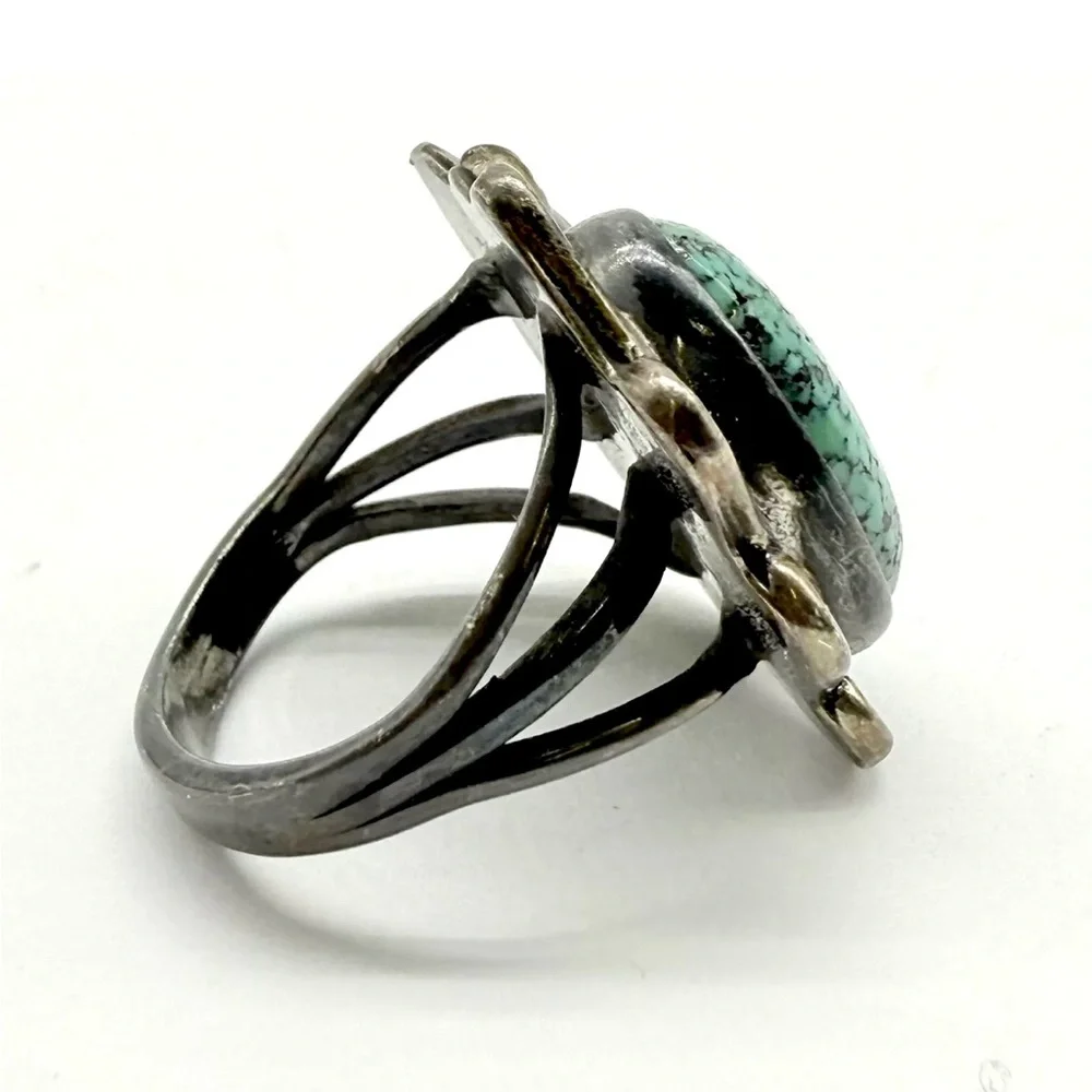 Navajo, Old Pawn “Number 8” Turquoise Sterling Silver Ring - Picture 7 of 10